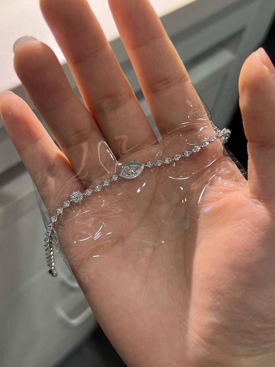 Aiminia Jewelry